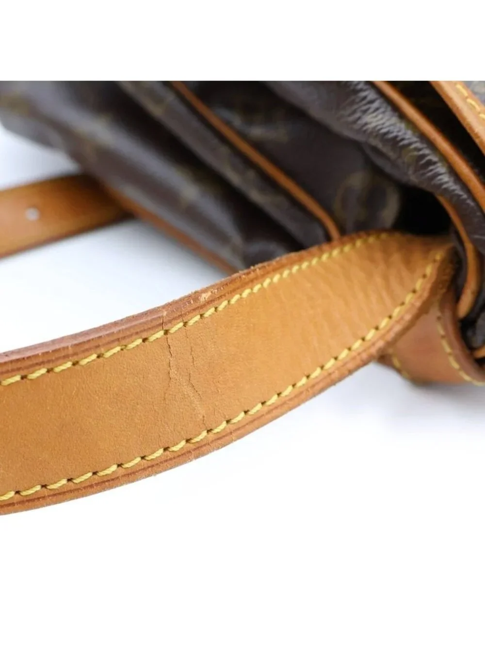 Louis Vuitton Monogram Saumur 43 Shoulder Bag Brown Leather Gold